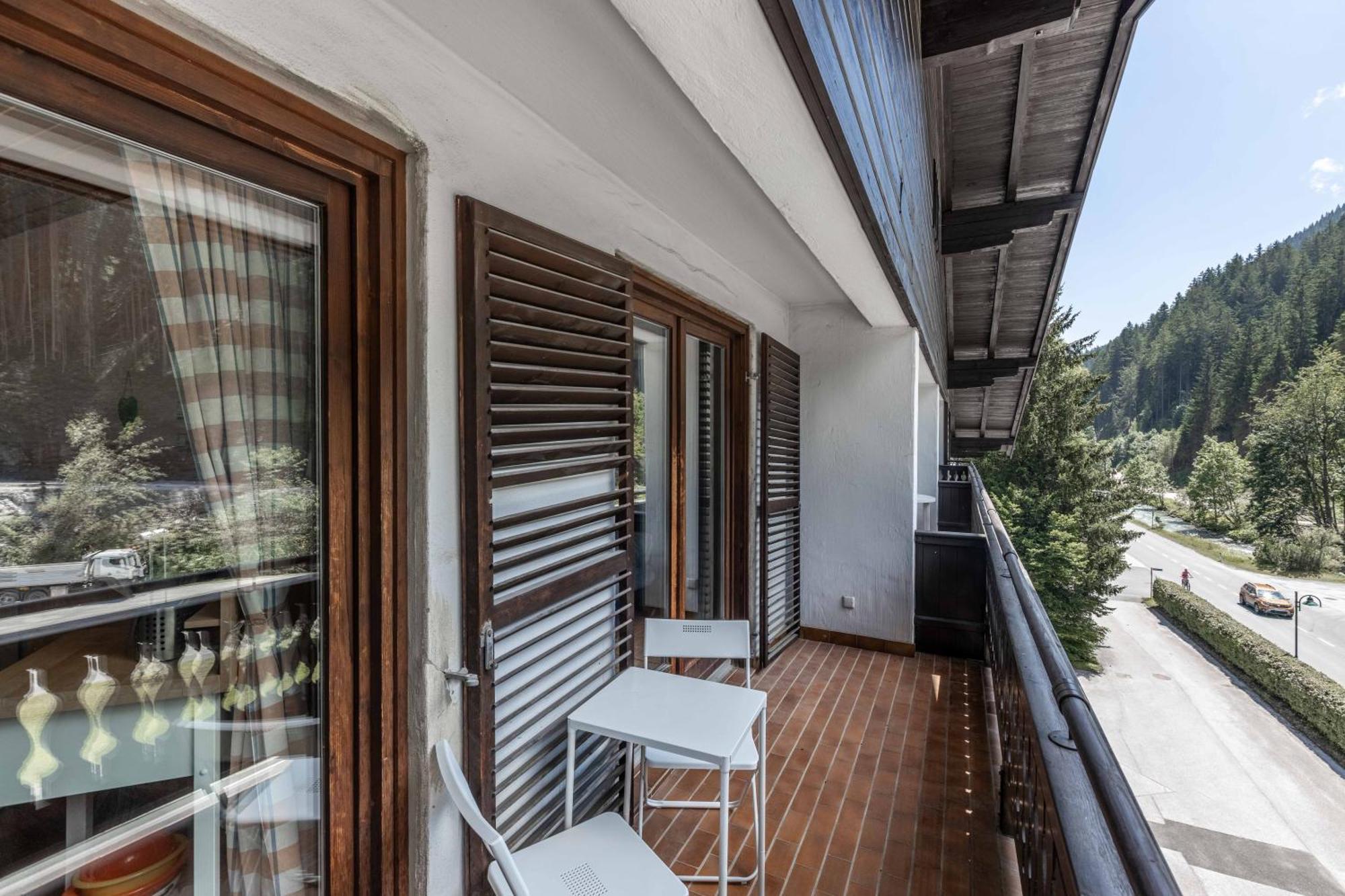 Appartement Cozy Wood Σάαλμπαχ-Χίντεργκλεμ Εξωτερικό φωτογραφία